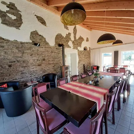 Suedeifel Ferienhaeuser Christian Faust * Zweifelscheid