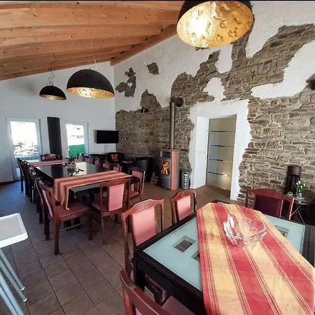 Suedeifel Ferienhaeuser Christian Faust Zweifelscheid