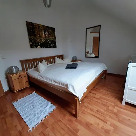 Suedeifel Ferienhaeuser Christian Faust *