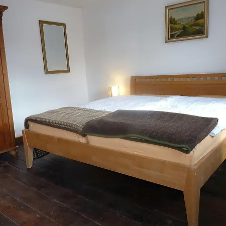 Suedeifel Ferienhaeuser Christian Faust * Zweifelscheid