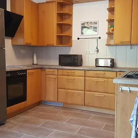 Suedeifel Ferienhaeuser Christian Faust بيت للعطل Zweifelscheid