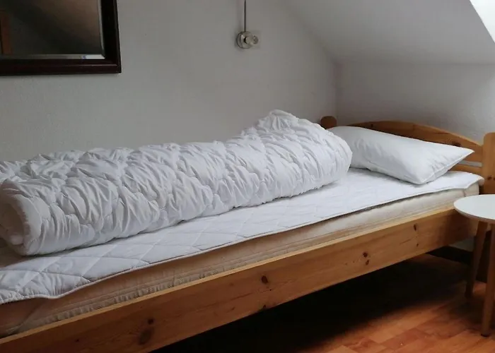 Suedeifel Ferienhaeuser Christian Faust Zweifelscheid