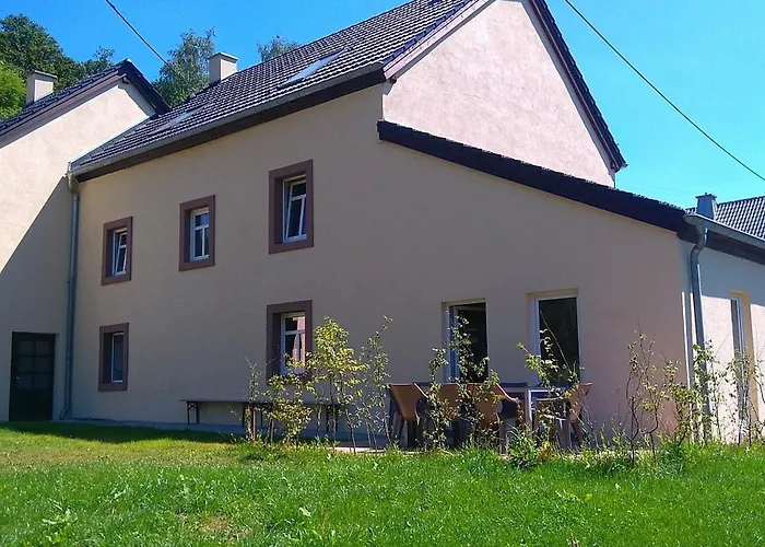 בית נופש Suedeifel Ferienhaeuser Christian Faust Zweifelscheid