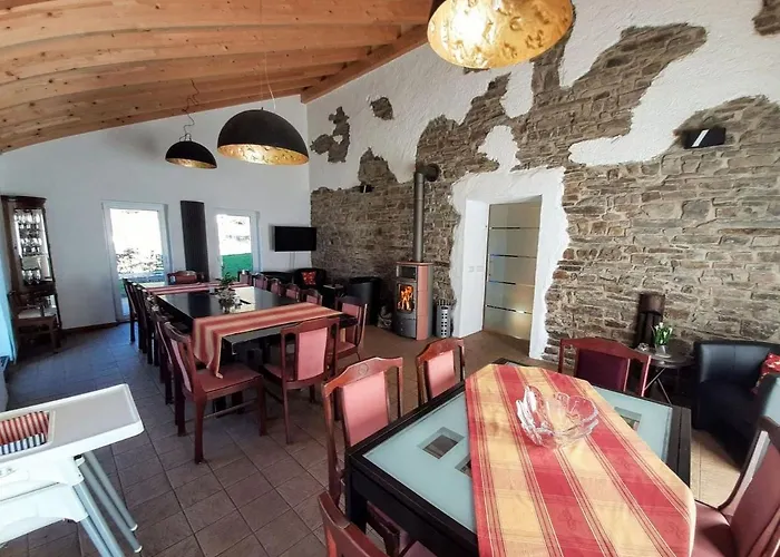 Suedeifel Ferienhaeuser Christian Faust Zweifelscheid