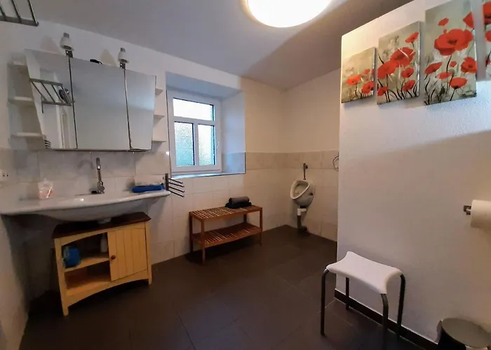 Suedeifel Ferienhaeuser Christian Faust בית נופש Zweifelscheid