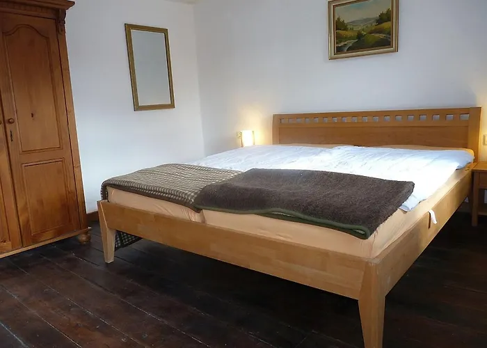 Suedeifel Ferienhaeuser Christian Faust * Zweifelscheid