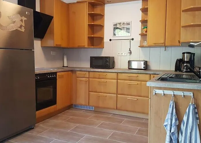 Suedeifel Ferienhaeuser Christian Faust בית נופש Zweifelscheid