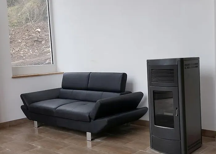 Suedeifel Ferienhaeuser Christian Faust * Zweifelscheid