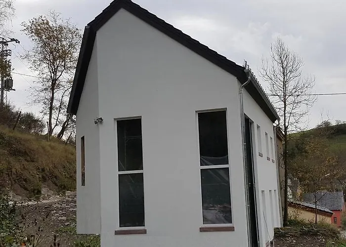 Suedeifel Ferienhaeuser Christian Faust בית נופש Zweifelscheid