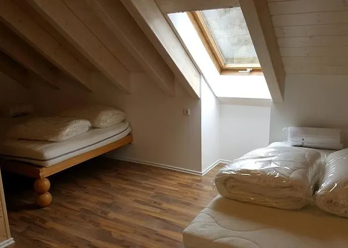 Suedeifel Ferienhaeuser Christian Faust * Zweifelscheid